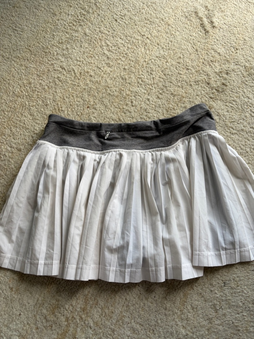 lululemon athletica White Pleated Mini Skirt with Dark Gray Waistband